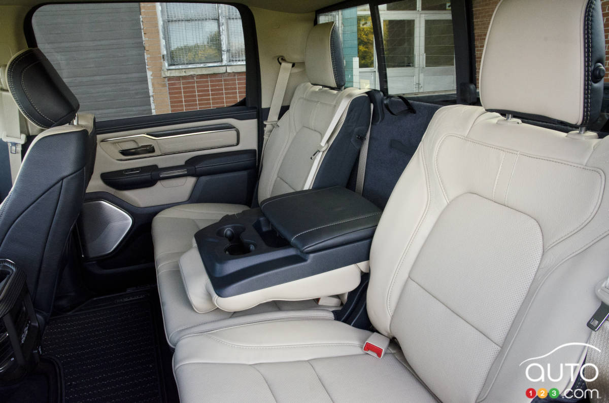 Ram 1500 Limited 2020, deuxième rangée